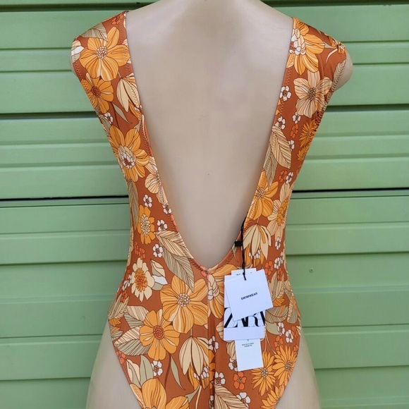 Zara Deep V Floral One Piece Swimsuit - Picture 3 of 3